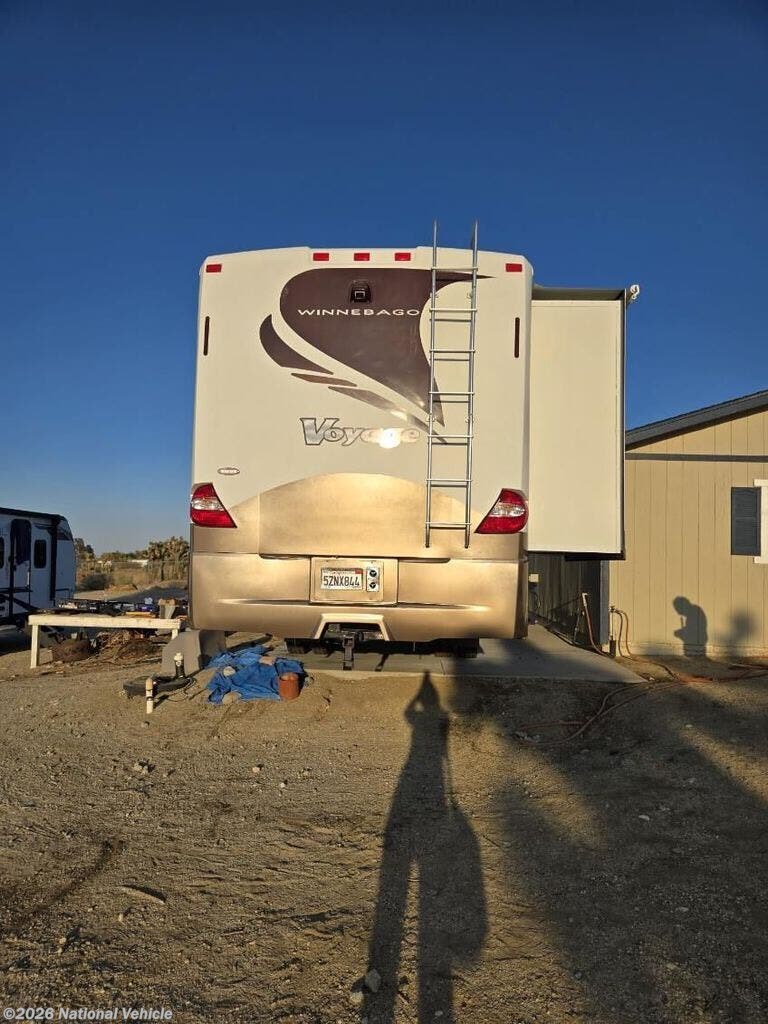 2007 Winnebago Voyage 35A - Used Class A For Sale by National Vehicle in Wrightwood, California