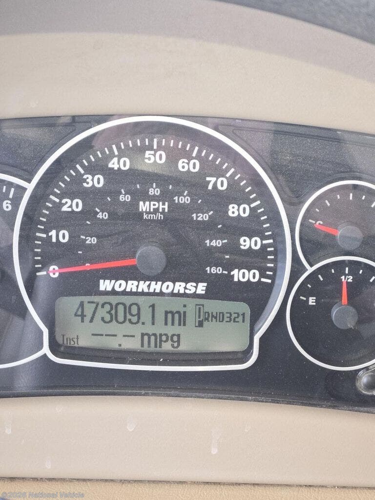 2007 Voyage 35A by Winnebago from National Vehicle in Wrightwood, California