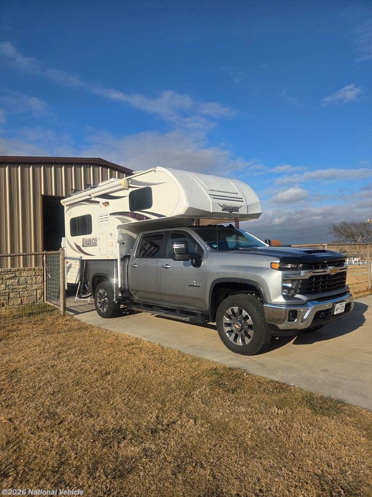 2019 Lance Truck Camper 865 - Used Truck Camper For Sale by National Vehicle in Godley, Texas