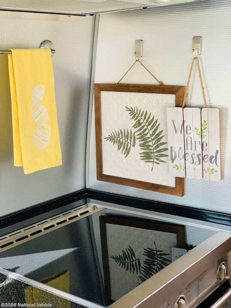 Used 2016 Airstream Classic 30 Twin available in Rancho Murieta, California