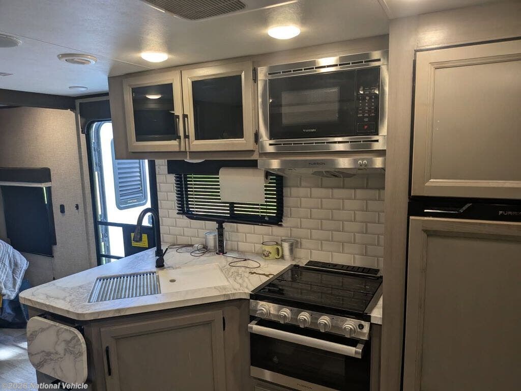 2023 Jayco Jay Feather 27BHB - Used Travel Trailer For Sale by National Vehicle in Stokesdale, North Carolina