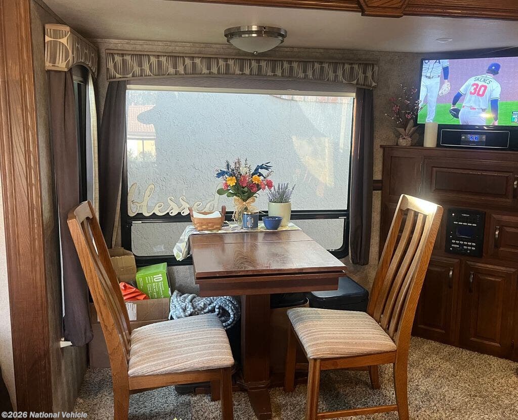 Used 2015 Palomino Sabre Silhouette 284RSKS available in Spring Valley, California