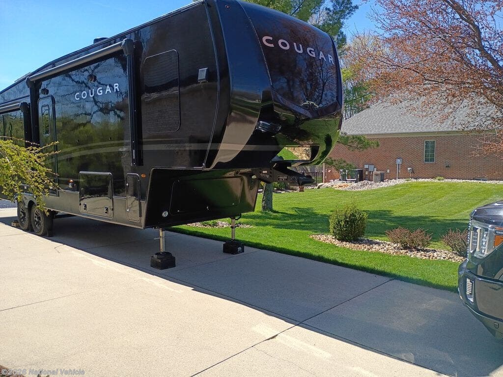 2024 Keystone Cougar 316RLS - Used Fifth Wheel For Sale by National Vehicle in Dimondale, Michigan