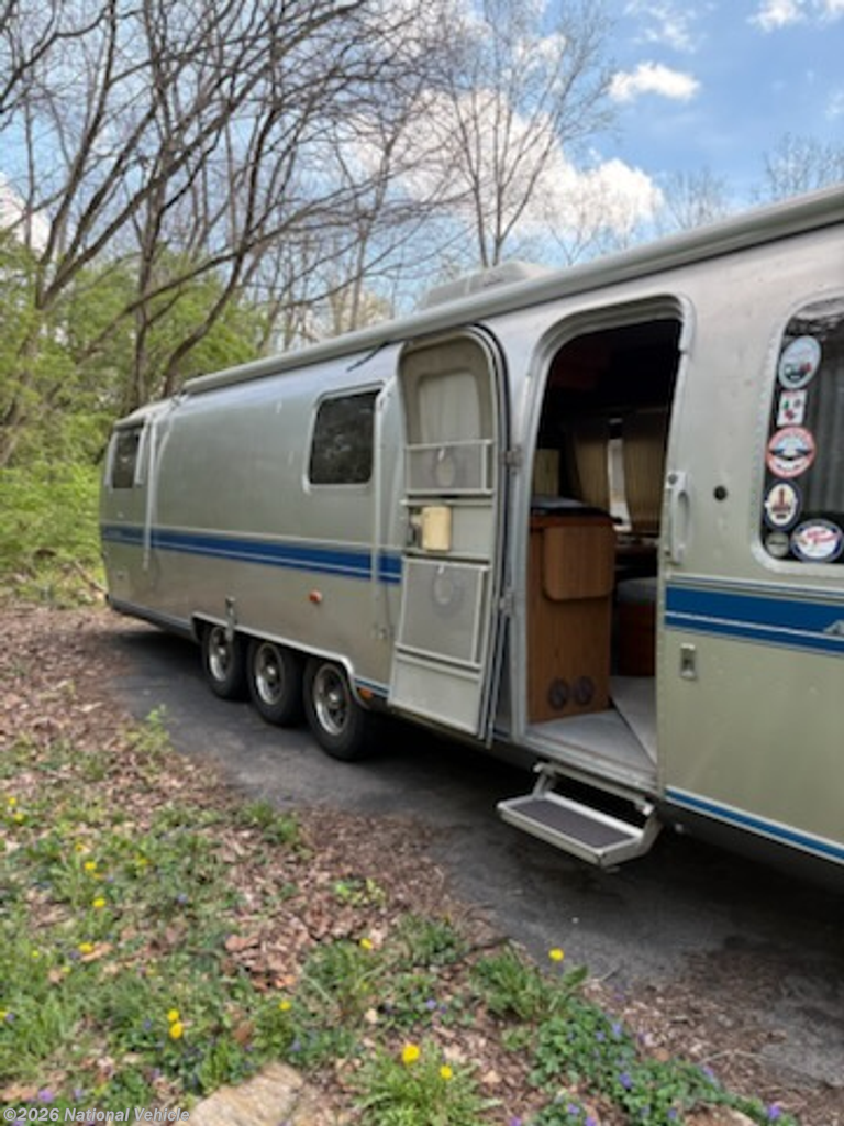 1990 Airstream Excella 34 - Used Travel Trailer For Sale by National Vehicle in Beavercreek, Ohio