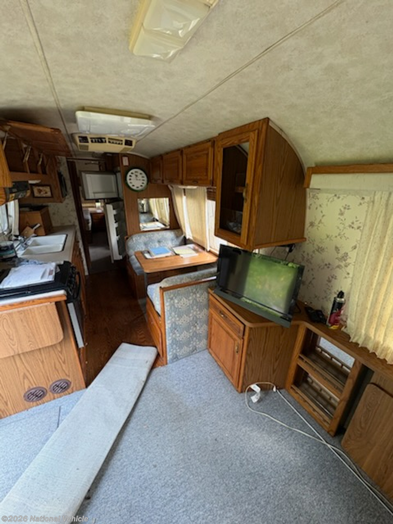 1990 Excella 34 by Airstream from National Vehicle in Beavercreek, Ohio