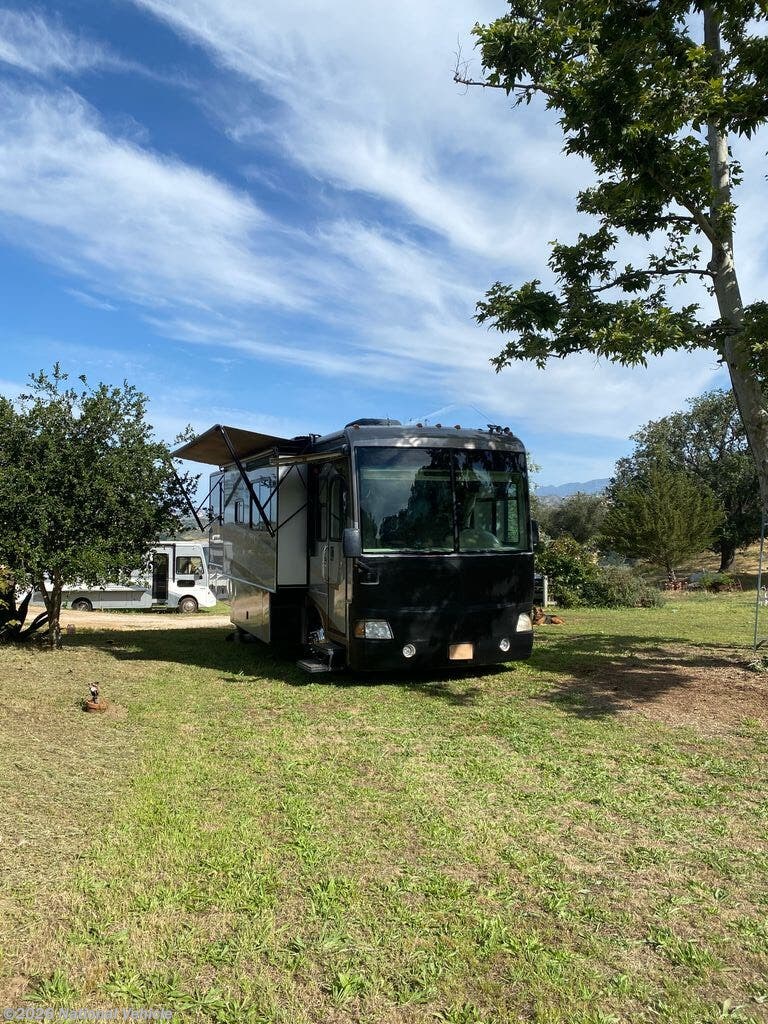 2006 Fleetwood Bounder 34H - Used Class A For Sale by National Vehicle in Santa Barbara, California