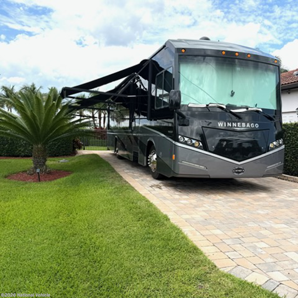 2015 Winnebago Forza 34T - Used Class A For Sale by National Vehicle in Davie, Florida