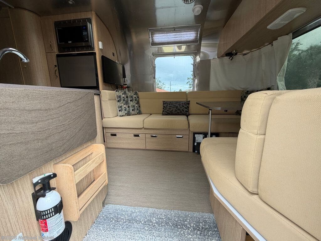 Used 2018 Airstream Flying Cloud 25RB Twin available in Nokomis, Florida