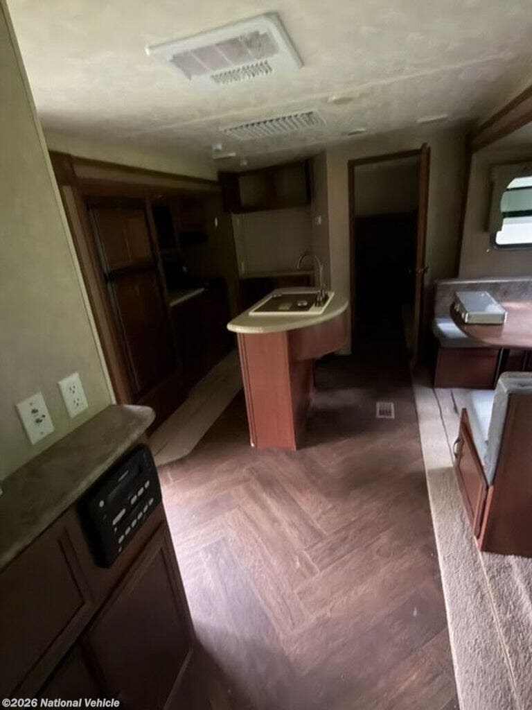 Used 2015 Palomino Puma 31DBTS available in Zavalla, Texas