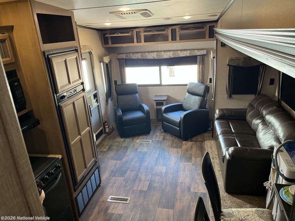 Used 2016 CrossRoads Cruiser Aire 27RL available in Goodyear, Arizona