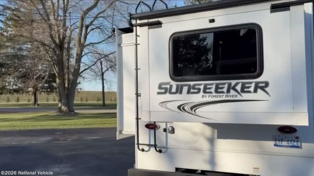 2020 Forest River Sunseeker 2500TS - Used Class C For Sale by National Vehicle in Ottawa Lake, Michigan