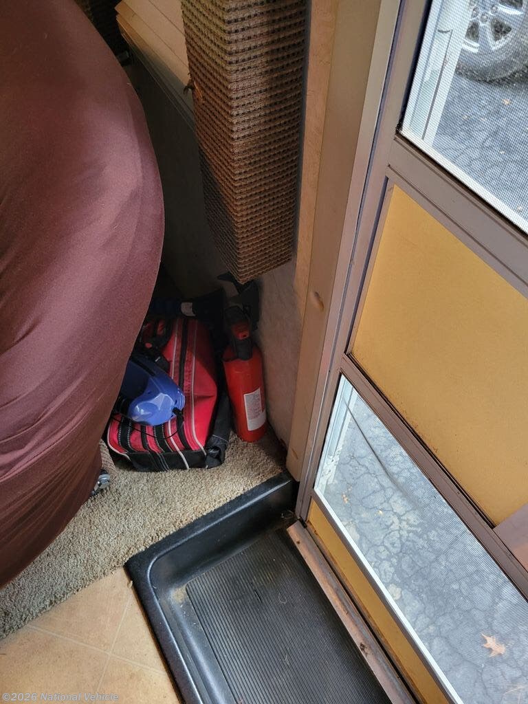 2006 Sunseeker 3100SS by Forest River from National Vehicle in Boonville, Indiana