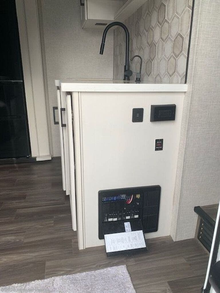 Used 2024 Jayco Eagle 335RDOK available in Mt Vernon, Ohio