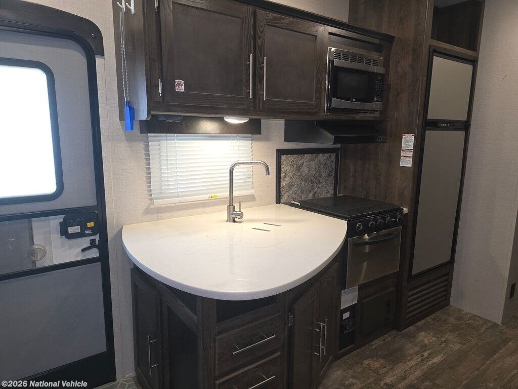 Used 2019 CrossRoads Volante 310BH available in Yankton, South Dakota