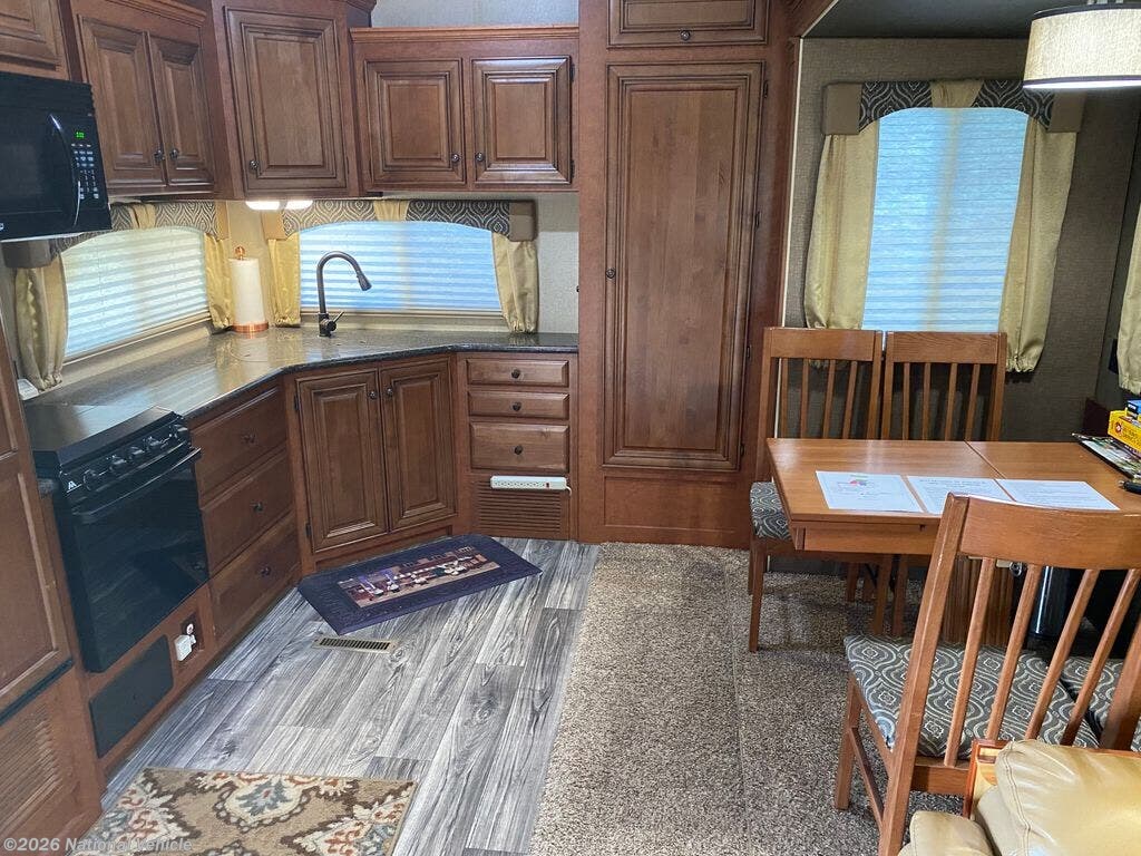 2017 27-5L by Silver Fox from National Vehicle in Peyton, Colorado