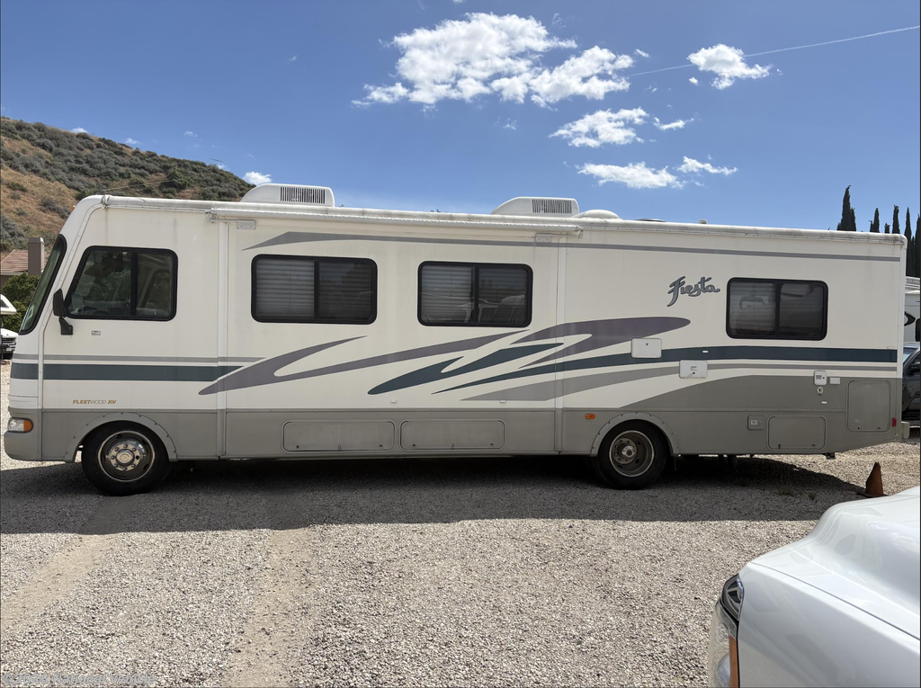2003 Fiesta 32S by Fleetwood from National Vehicle in Santa Clarita, California