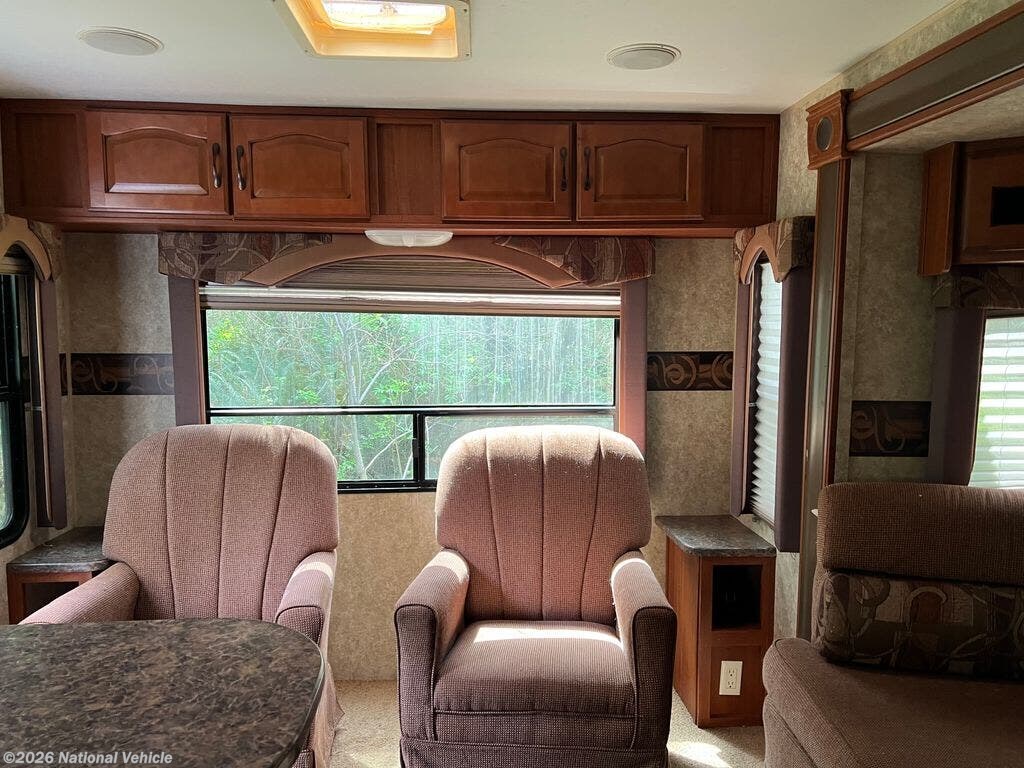 2011 Surveyor Select 302 by Forest River from National Vehicle in Mount Vernon, Washington
