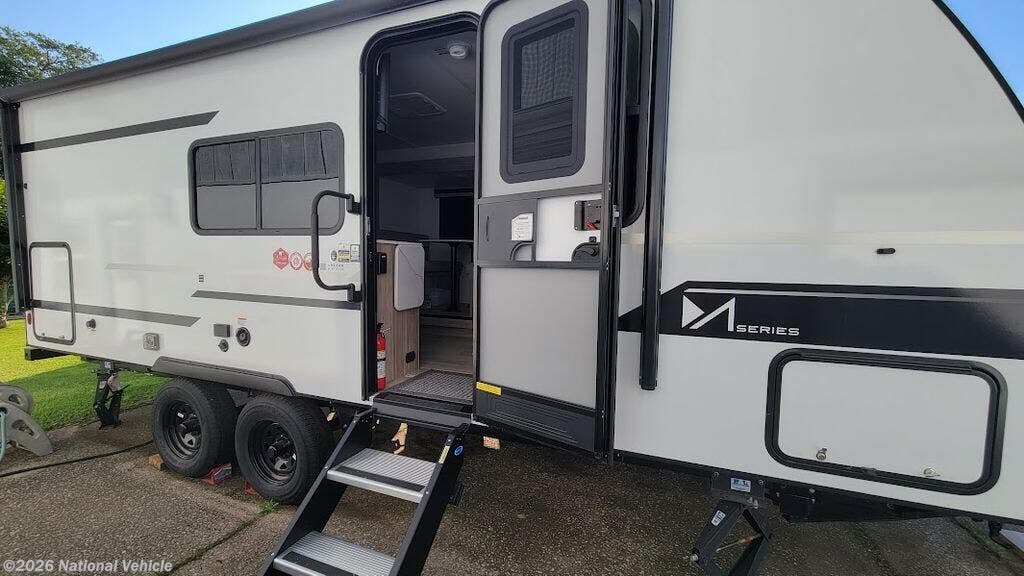 2025 Winnebago M Series 1923RB - Used Travel Trailer For Sale by National Vehicle in Gautier, Mississippi