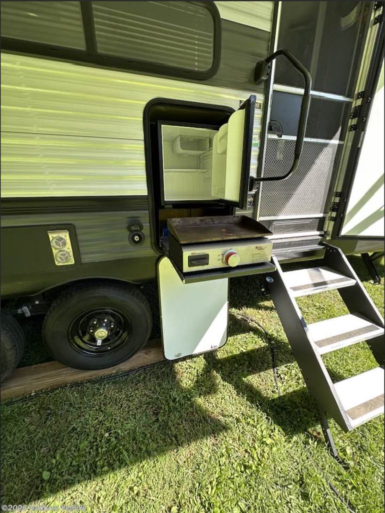 2021 Salem 26DBUD by Forest River from National Vehicle in Mexico, New York