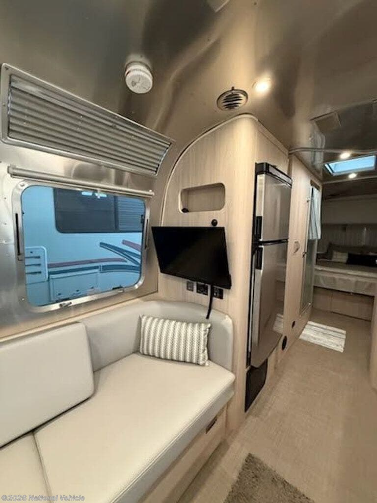Used 2022 Airstream Globetrotter 27FB Queen available in Corvallis, Oregon
