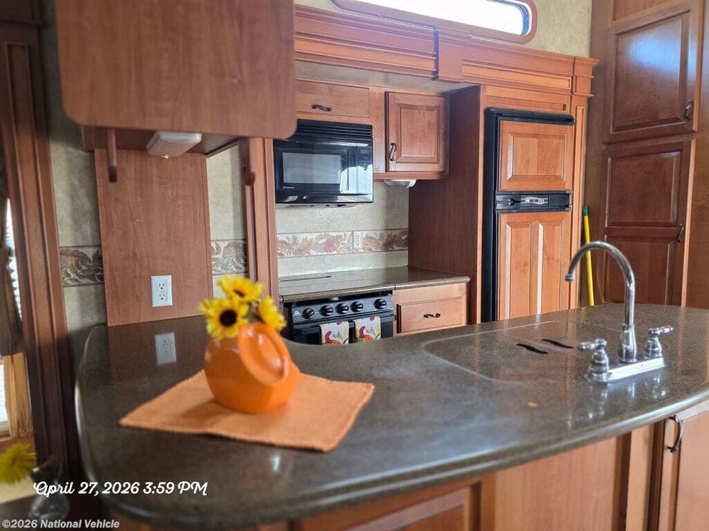 2010 Designer 37RLQS by Jayco from National Vehicle in San Acacia, New Mexico
