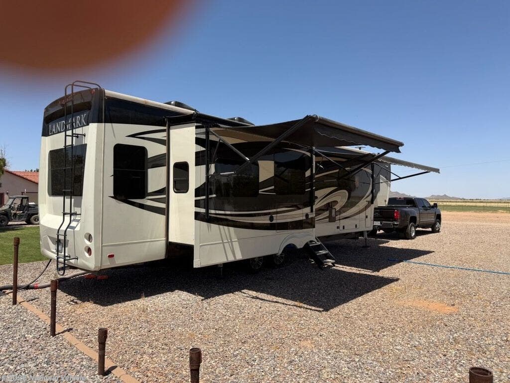 2020 Heartland Landmark Newport - Used Fifth Wheel For Sale by National Vehicle in Eloy, Arizona