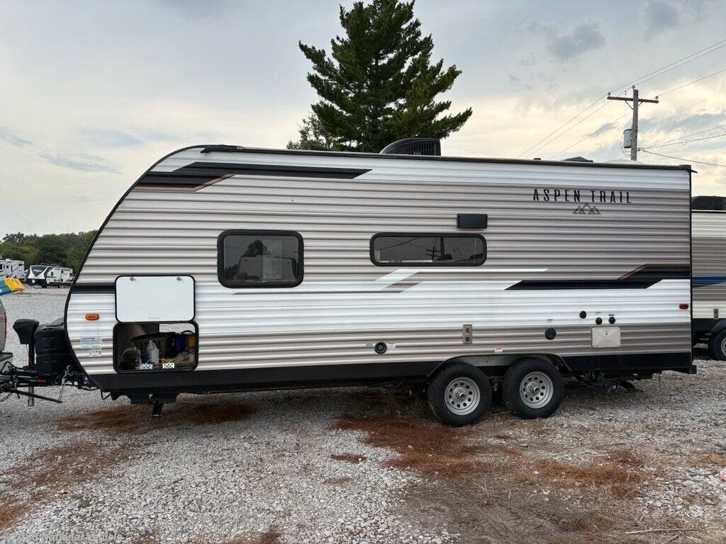 2020 Aspen Trail 1900RB by Dutchmen from National Vehicle in Iowa City, Iowa