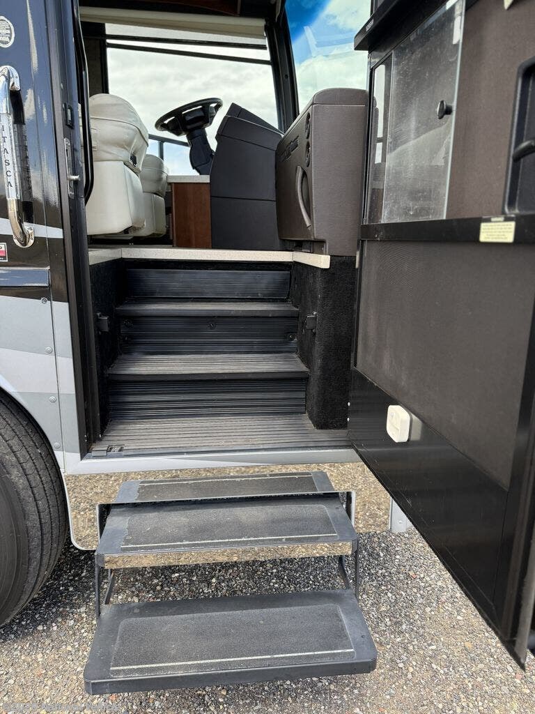 2015 Ellipse 42QD by Itasca from National Vehicle in Palisade, Colorado