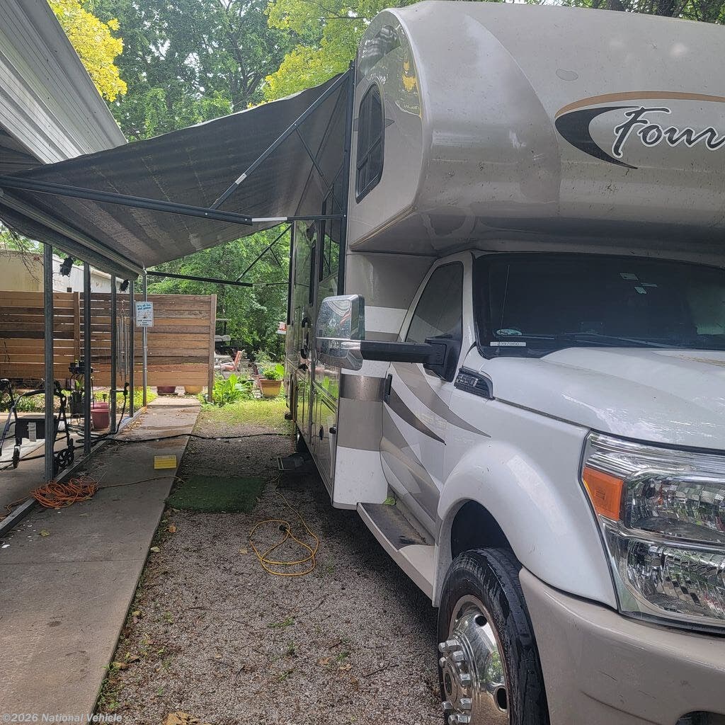 2014 Four Winds 33SW by Thor Motor Coach from National Vehicle in Depew, Oklahoma