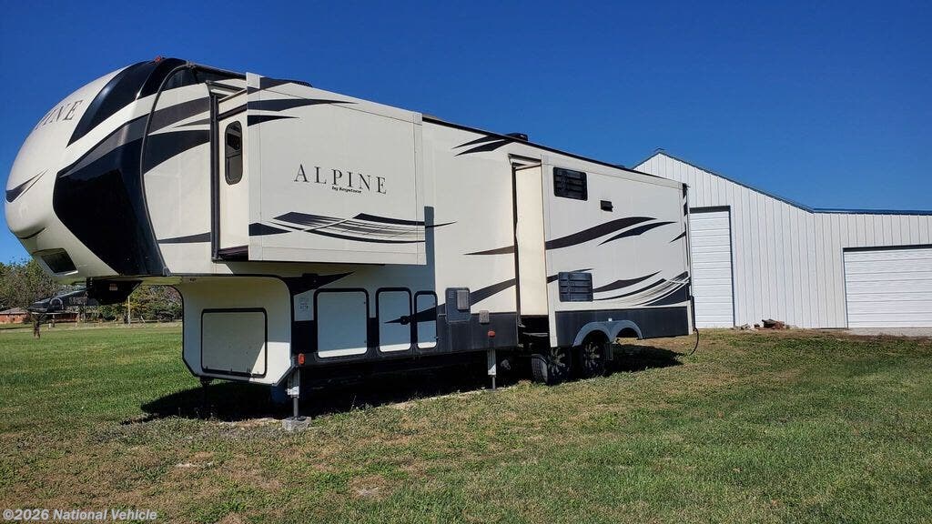 2019 Keystone Alpine 3400RS - Used Fifth Wheel For Sale by National Vehicle in Peculiar, Missouri