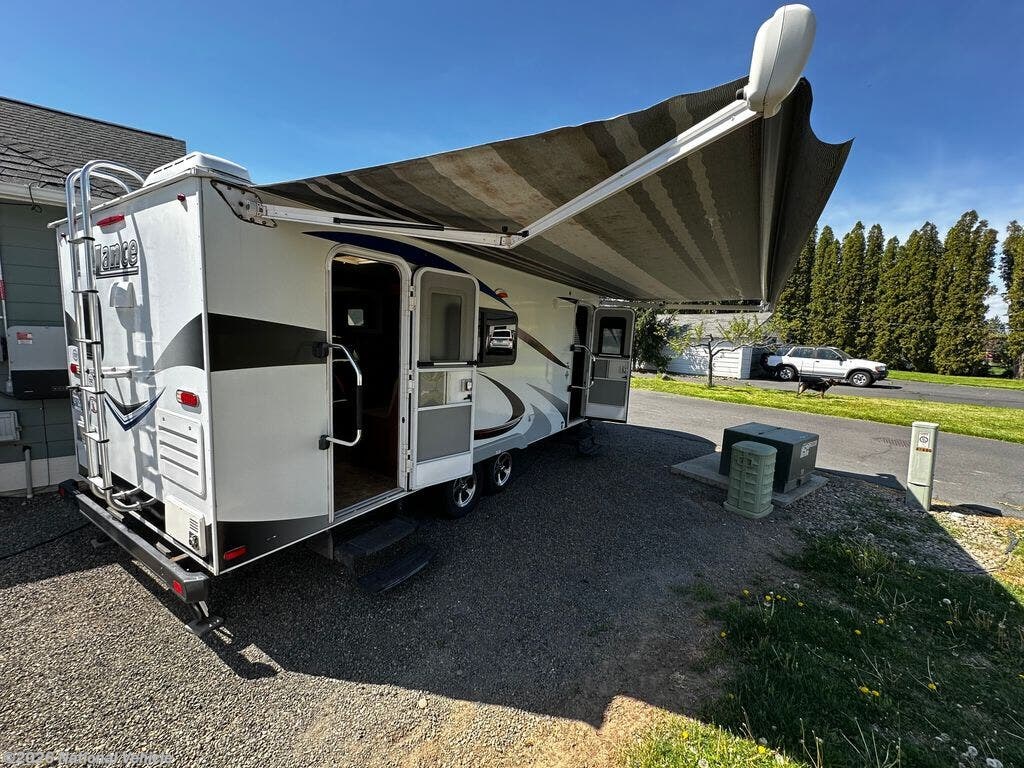 2015 Lance Travel Trailer 2285 - Used Travel Trailer For Sale by National Vehicle in Yakima, Washington