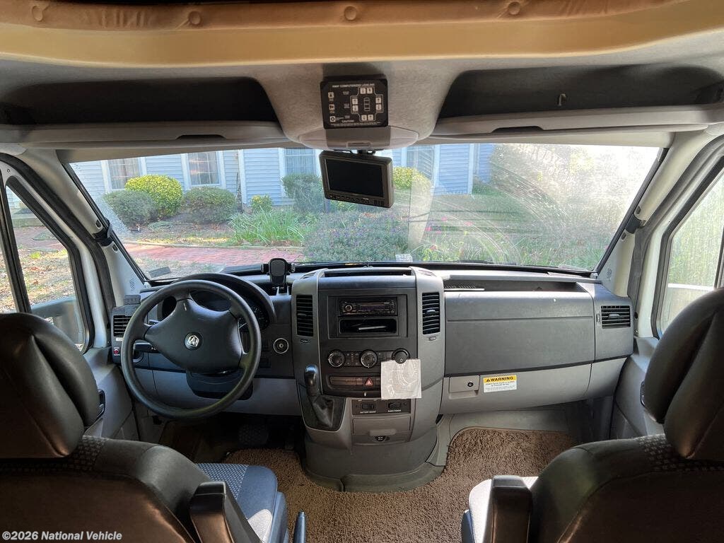 Used 2008 Itasca Navion 24J available in Montclair, Virginia
