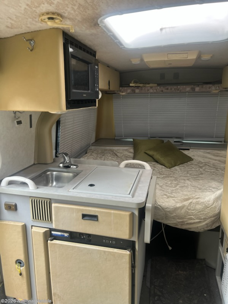 Used 2001 Winnebago Rialta 22HD available in Pacifica, California