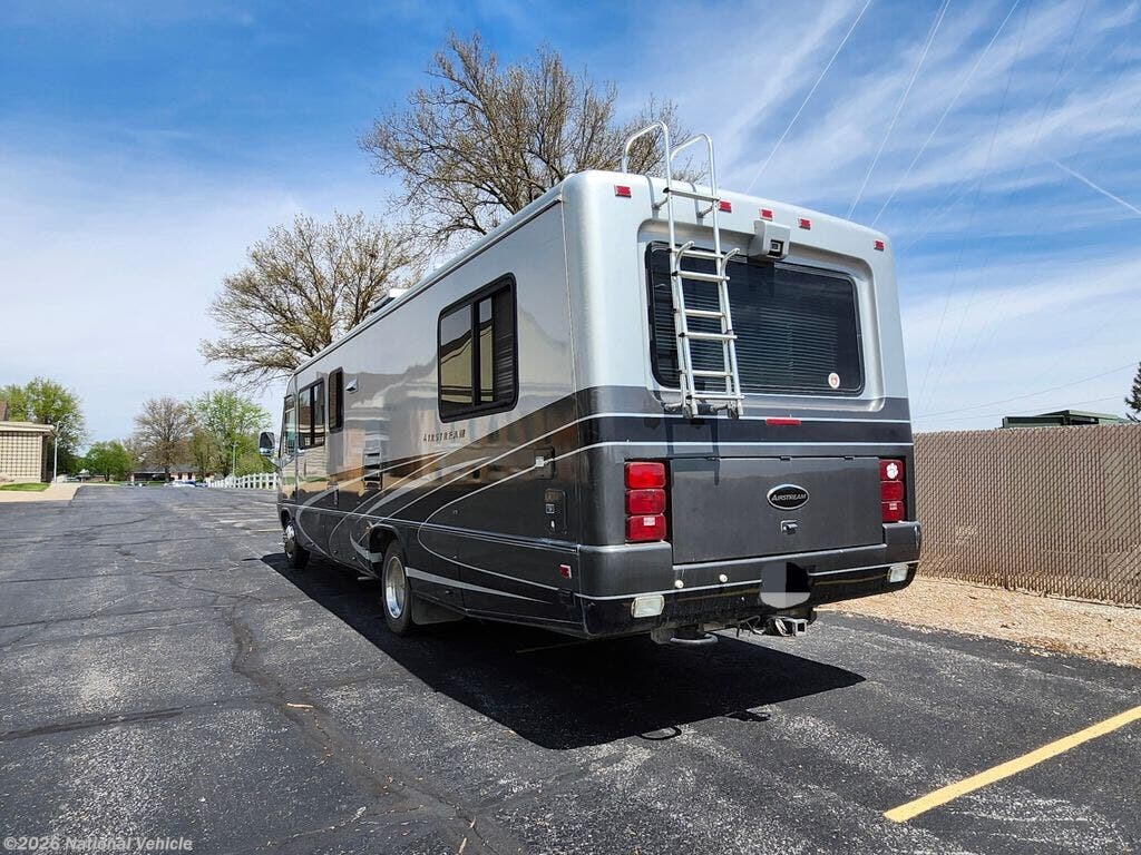 2005 Airstream Land Yacht 30 - Used Class A For Sale by National Vehicle in Irwin, Iowa