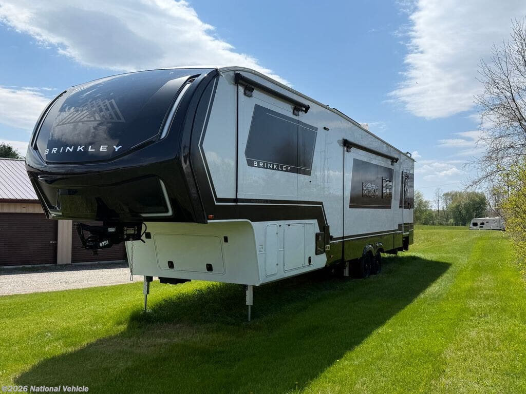 2025 Brinkley RV Model Z 3515 - Used Fifth Wheel For Sale by National Vehicle in Laingsburg, Michigan