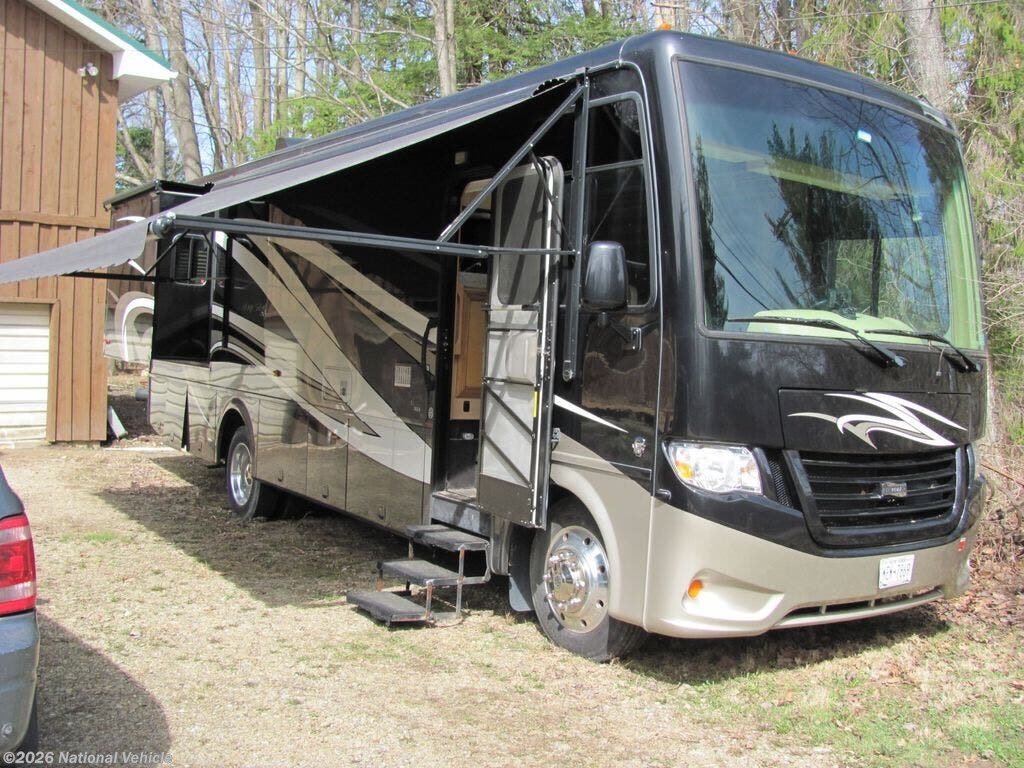 2015 Newmar Bay Star 3124 - Used Class A For Sale by National Vehicle in Olean, New York