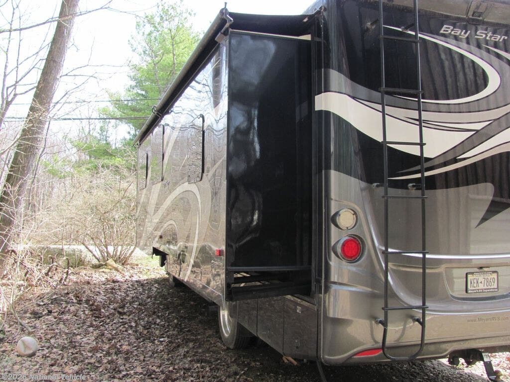 2015 Bay Star 3124 by Newmar from National Vehicle in Olean, New York