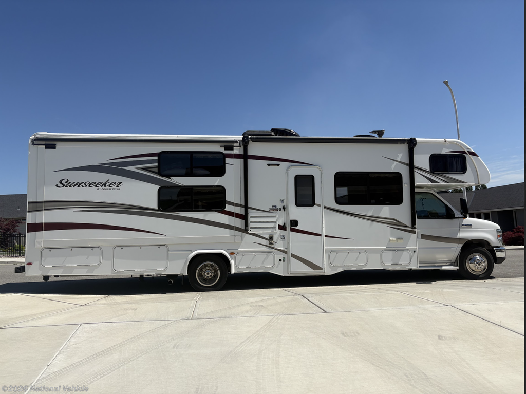 2017 Forest River Sunseeker 3170DS - Used Class C For Sale by National Vehicle in East Wenatchee, Washington