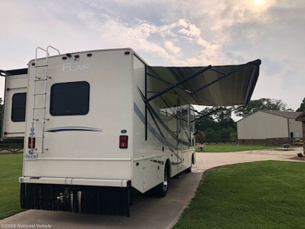 2019 Fleetwood Flair 28A - Used Class A For Sale by National Vehicle in Brookshire, Texas