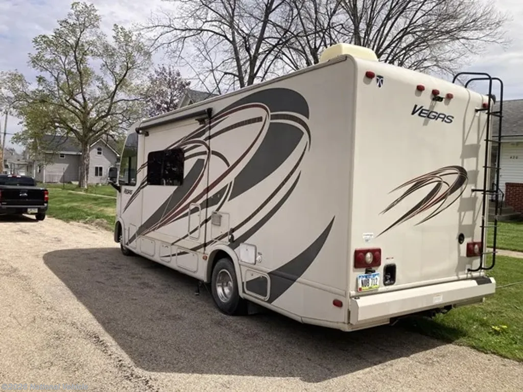2015 Vegas 24.2 by Thor Motor Coach from National Vehicle in Reinbeck, Iowa