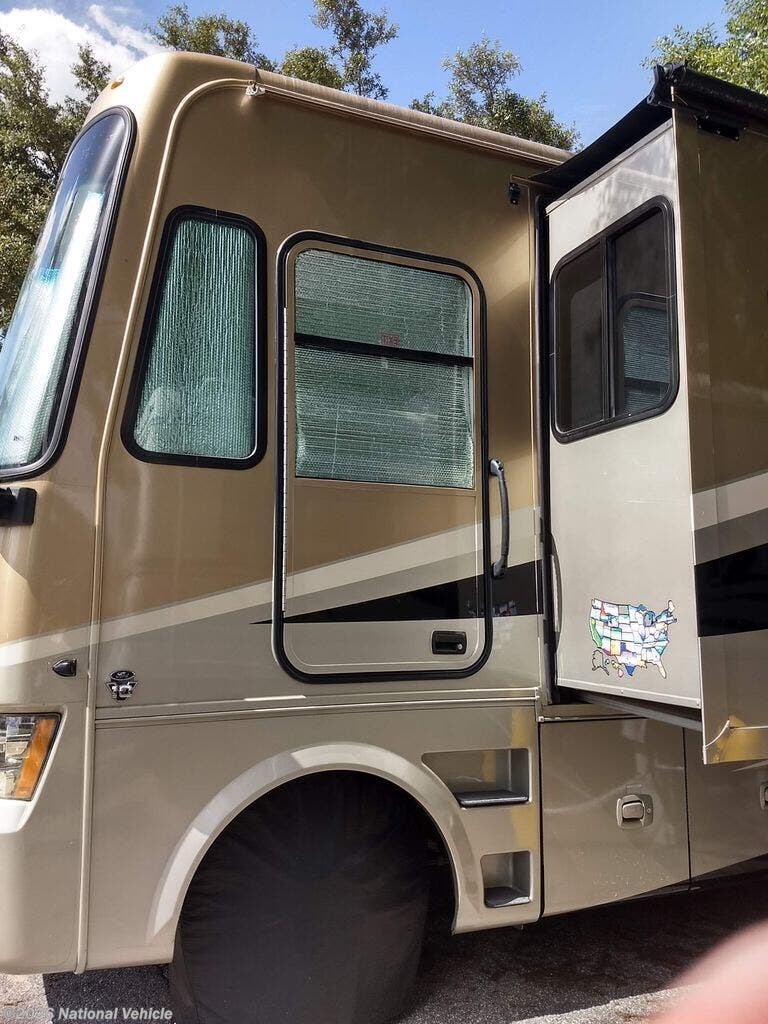 Used 2011 Tiffin Allegro 32CA available in Clermont, Florida