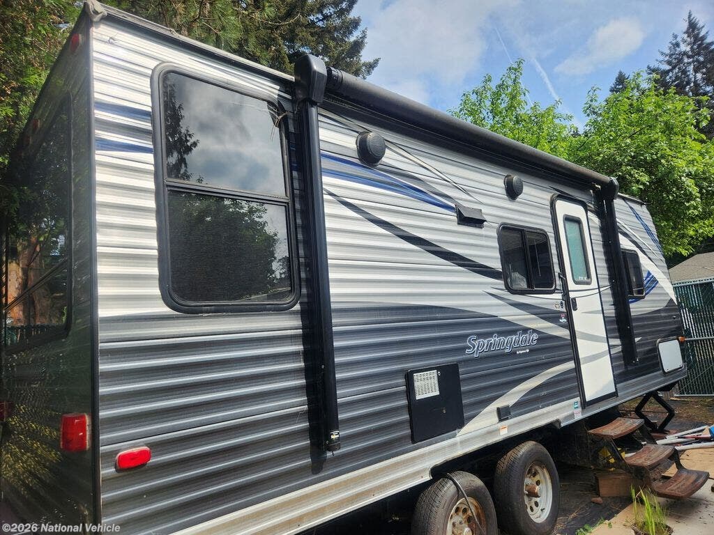 2018 Keystone Springdale Eco-Lite 202QBWE - Used Travel Trailer For Sale by National Vehicle in Portland, Oregon