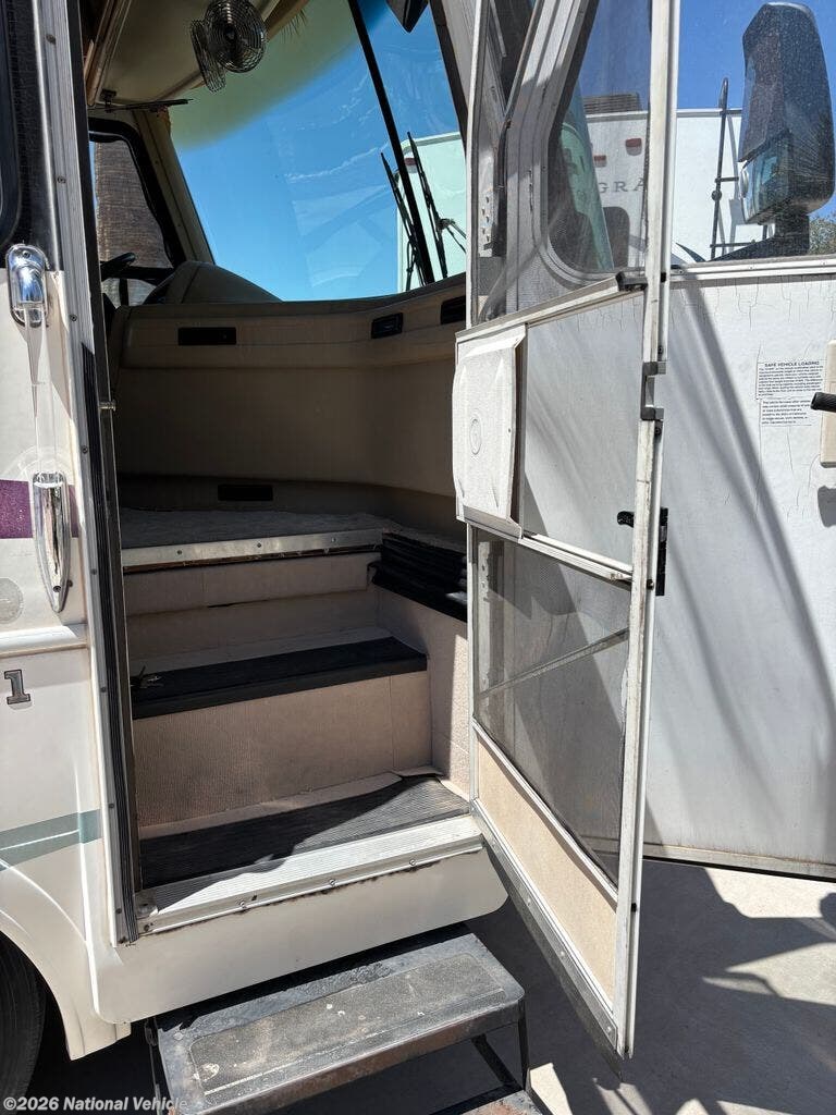 Used 1999 National RV Tradewinds 7371 available in Las Vegas, Nevada