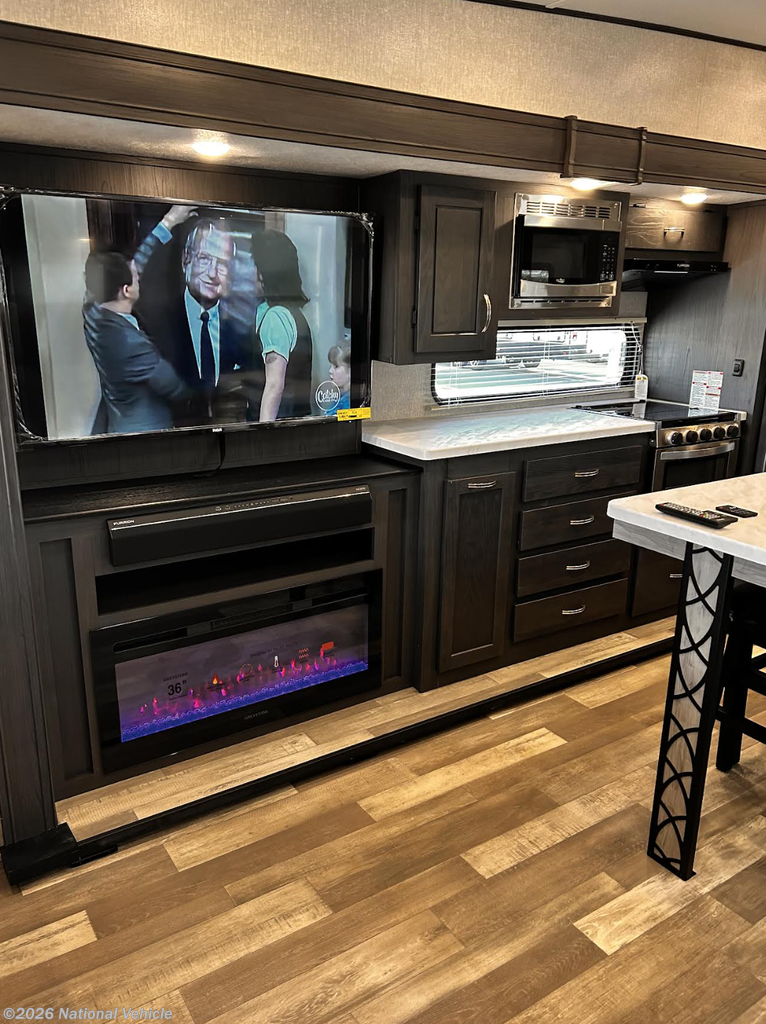 Used 2024 Shasta Phoenix Lite 30RLS available in Cedar City, Utah