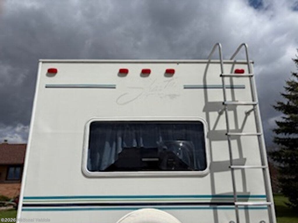 2000 Sprite 240MB by Shasta from National Vehicle in Sheboygan Falls, Wisconsin