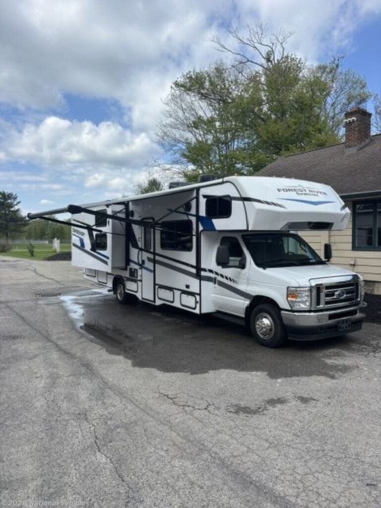 2025 Forest River Sunseeker LE 3250DSLE - Used Class C For Sale by National Vehicle in Beaver, Pennsylvania