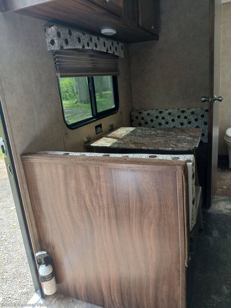 2017 Clipper 17FQ by Coachmen from National Vehicle in North Ridgeville, Ohio