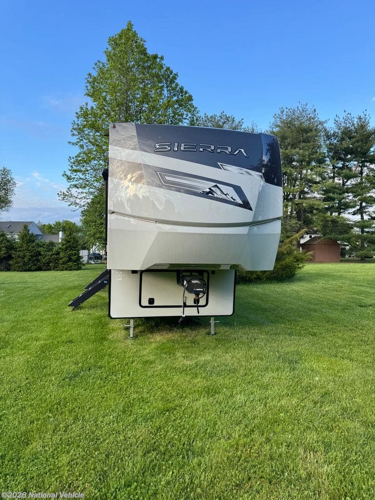 2024 Forest River Sierra 3550BH - Used Fifth Wheel For Sale by National Vehicle in Ivyland, Pennsylvania