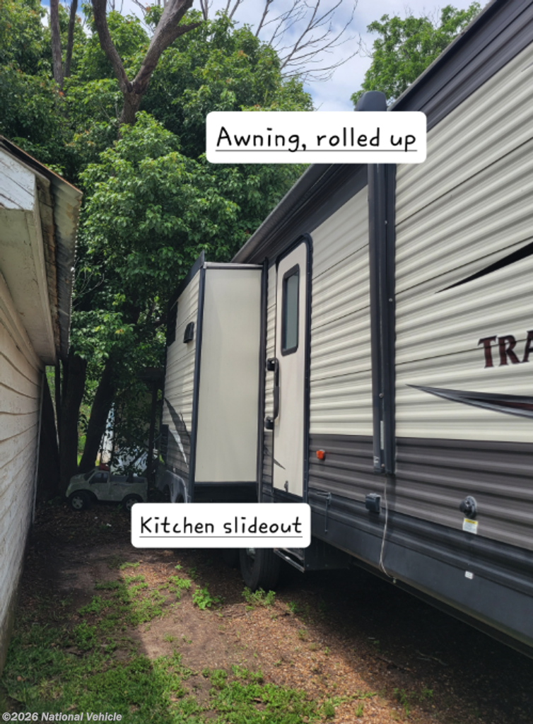 2019 Heartland Trail Runner 33IKBS - Used Travel Trailer For Sale by National Vehicle in El Campo, Texas