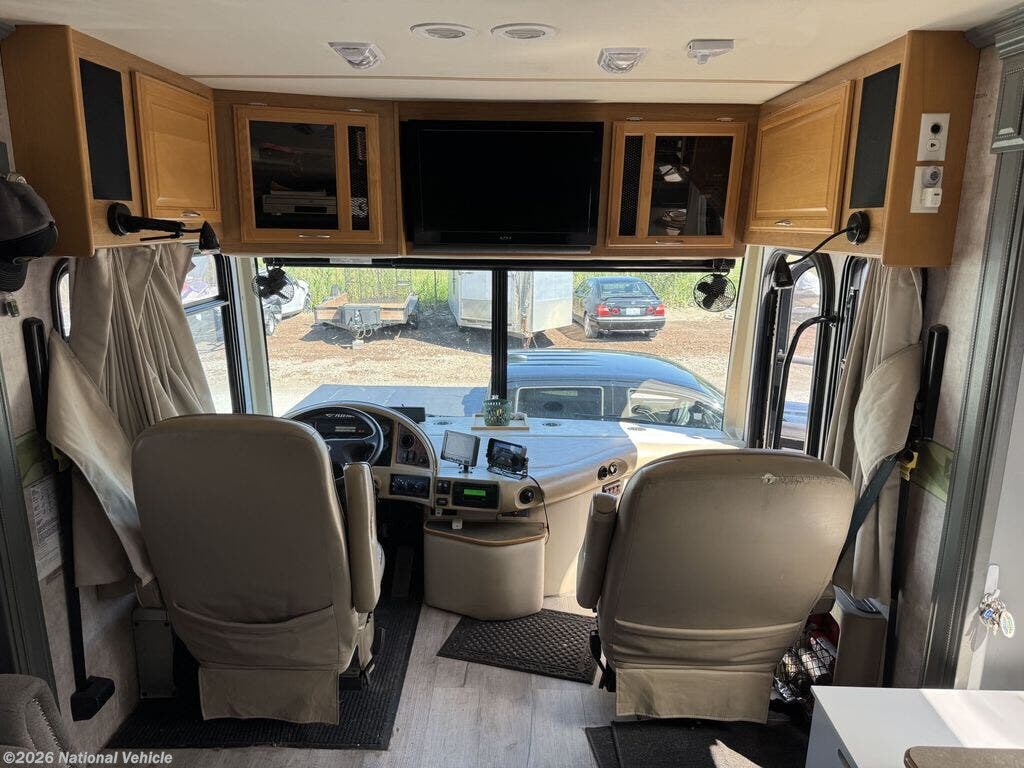 2007 Bounder 34H by Fleetwood from National Vehicle in Macomb, Michigan
